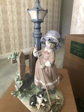Lladro Figurine 5286 no box Fall Clean Up picture