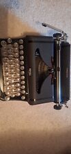 1930's-1940's Royal companion Type writer picture