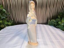 Lladro Porcelain Figurine “Girl With Calla Lilies” #4650 Retired 9