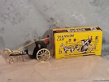 Vintage Budgie Horse Drawn Hansom Cab No. 100 Mint & Boxed -SCARCE In The States picture