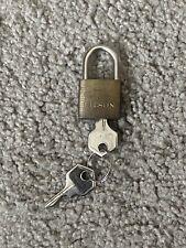 Filson Luggage Bag Lock with 2 Keys - Vintage picture