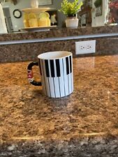 FAO SCHWARZ Ceramic 20 oz PIANO KEYS Large Toy Store Collectible MUG picture