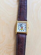 Vintage Lorus Mickey Mouse Tank Watch | Square-Dial Lorus V811-5370 R0 Watch picture
