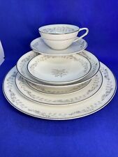 Noritake Natalie Lilly of Valley 5815 Fine Bone China 7 Piece Place Setting Mint picture