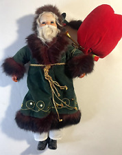 Old St Nick in Green, wind-up for music picture