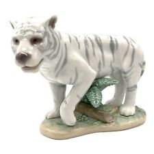 LLADRO Figurine White Tiger Zodiac picture