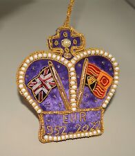 Queen Elizabeth Crown Platinum Jubilee Ornament Crown Purple picture