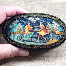 Vintage Mstera Russian Lacquer Papier Mache Box Signed Man and Woman Courtship picture