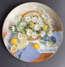 Collectible Plate “Daisies”Vieonne Morley 3rd Flowers Of Your Garden Series 1988 picture