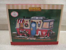 NEW Lemax Santa's Lane Motor Home Trailer Camper Lighted Christmas Village House picture