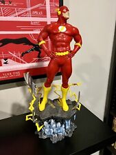 Tweeterhead The Flash Maquette Exclusive (bright red) Version picture