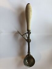 ANTIQUE VINTAGE GILCHRIST NO. 31 WITH WOOD HANDLE ICE CREAM SCOOP - WORKS picture