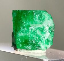 beautiful Emerald Crystal specimen from Pakistan 8 Carats (C) picture