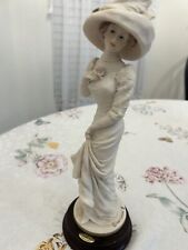 Giuseppe Armani Porcelain Figurine Lady Alice Capodimonte N Italy Florence 0718F picture