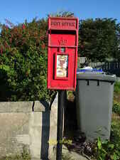 Photo 12x8 Elizabethan postbox on The Street, Rora Postbox No. AB42 54. c2020 picture