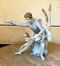 Lladro Figurine PAS DE DEUX Ballet Dancers #6374 13” Tall picture
