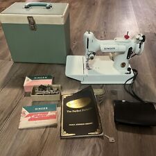 Singer  Featherweight Vintage White Sewing Machine 221 K Green Case READ DESC picture