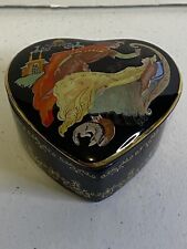 The Franklin Mint Music Box The Sleeping Beauty 1988 Fine Porcelin heart box picture