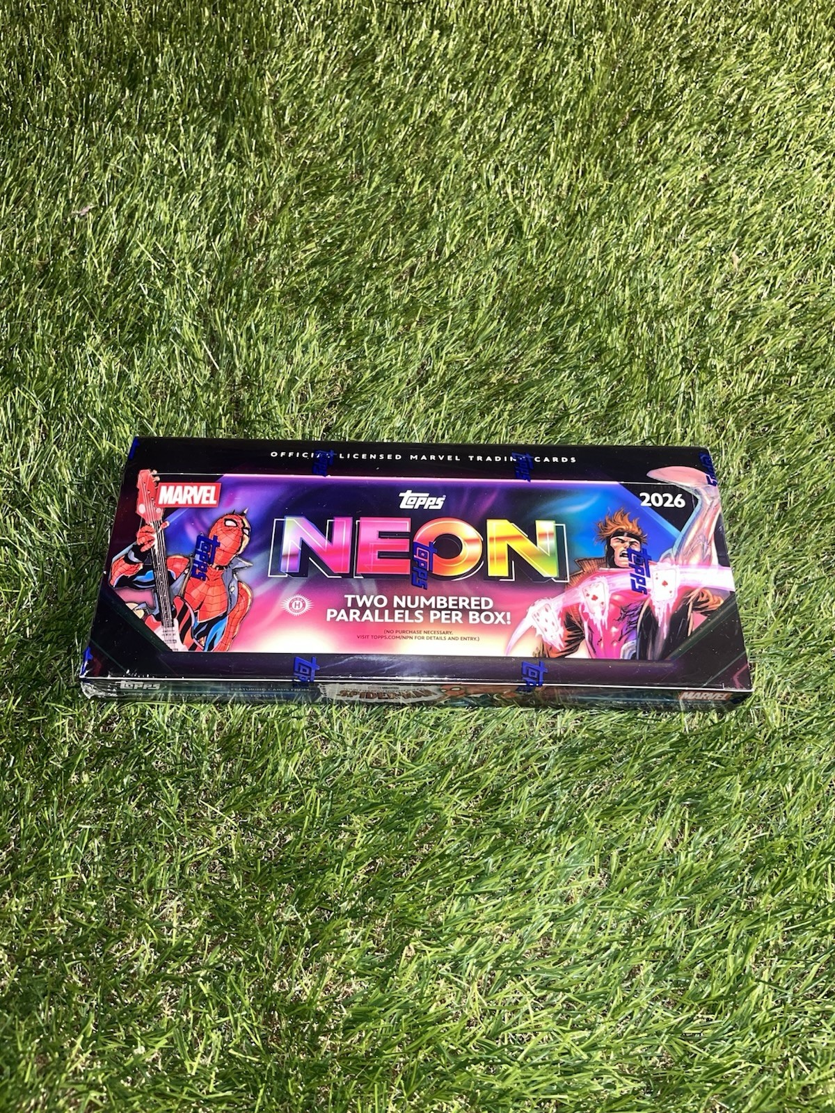Topps 2026 Topps Neon Marvel Sealed Hobby Box