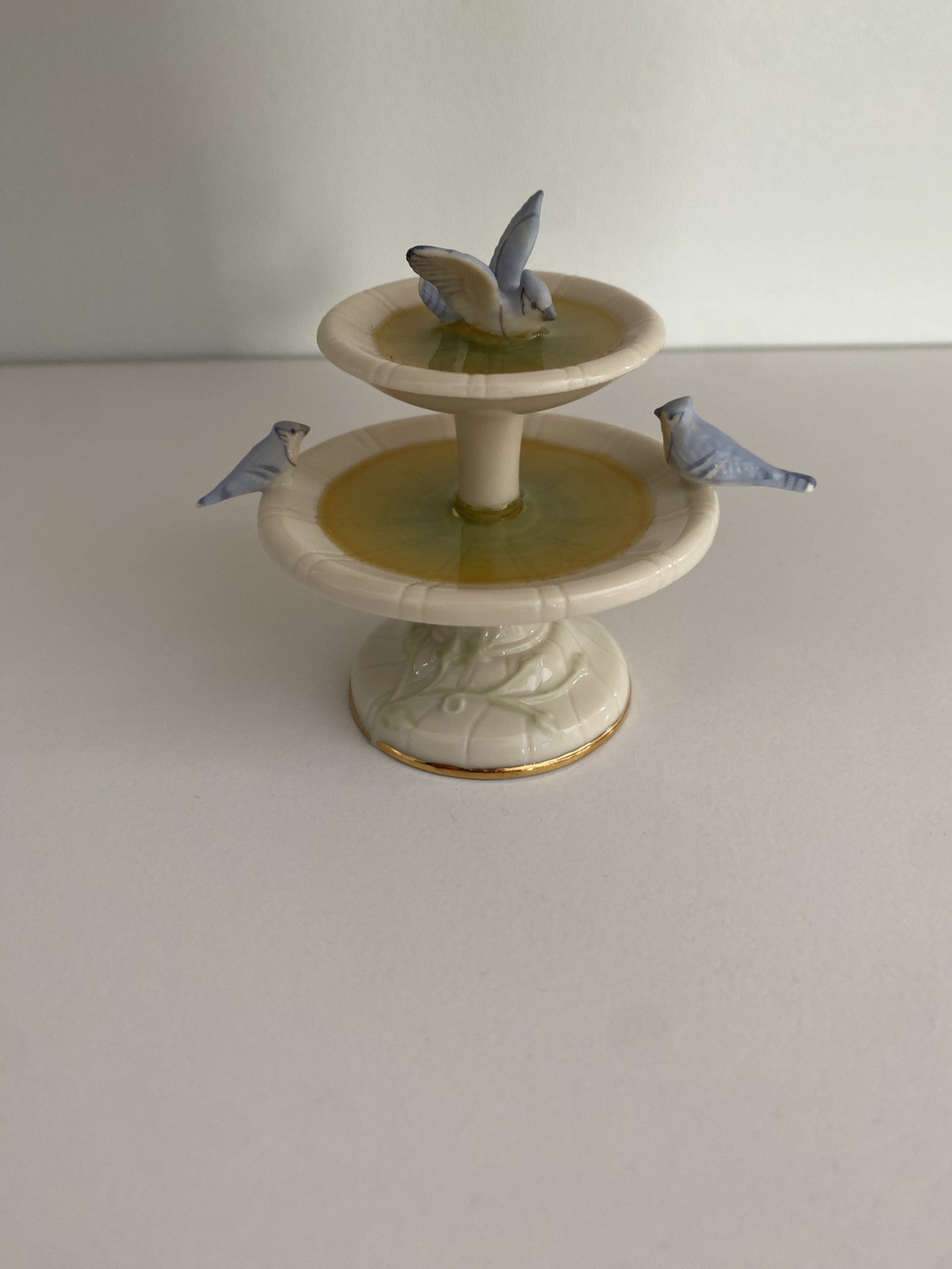 Lenox Secret Garden Birdbath Fountain Figurine Discontinued RARE No Box