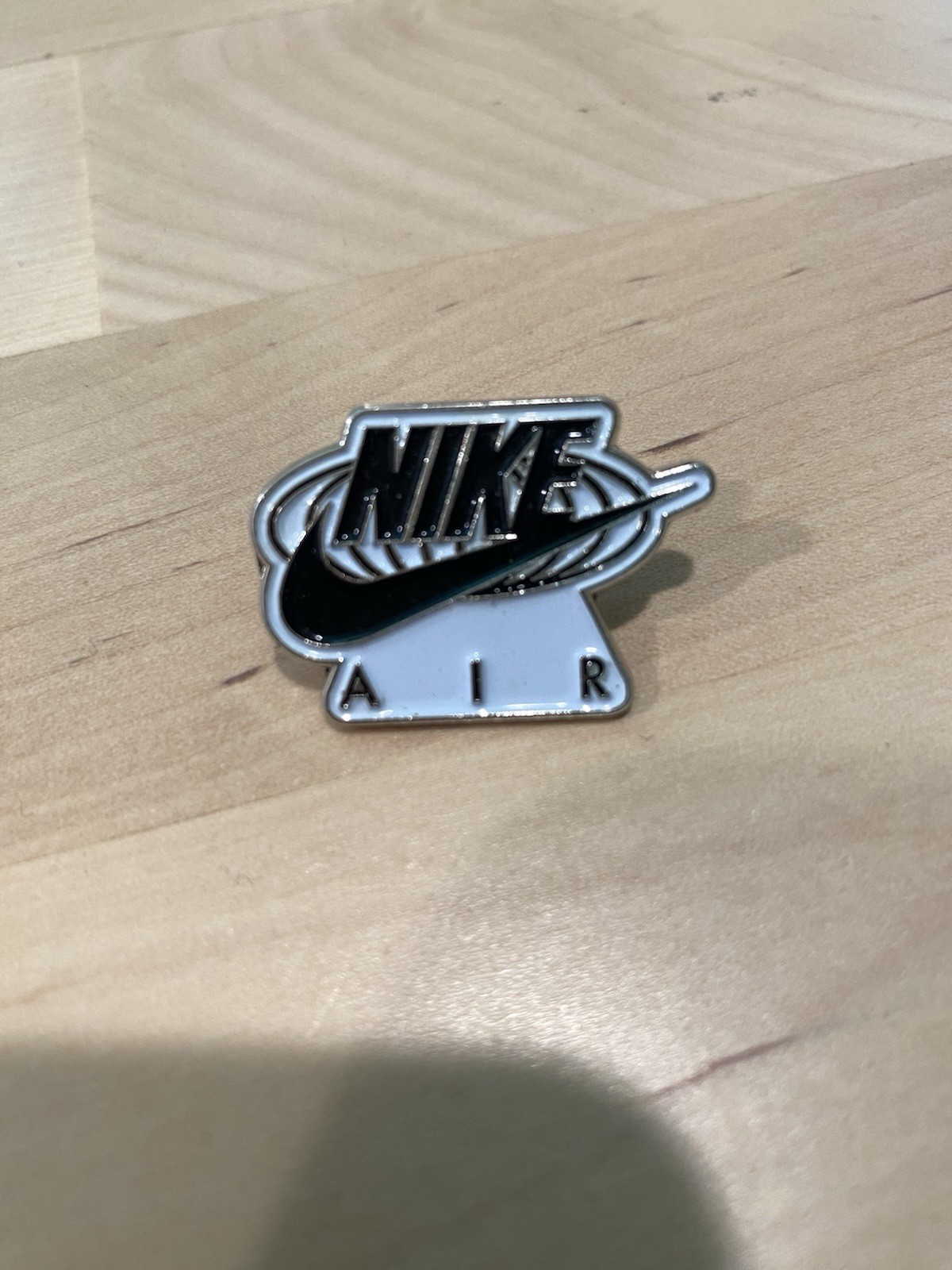 Nike Air Pin Lapel 1”