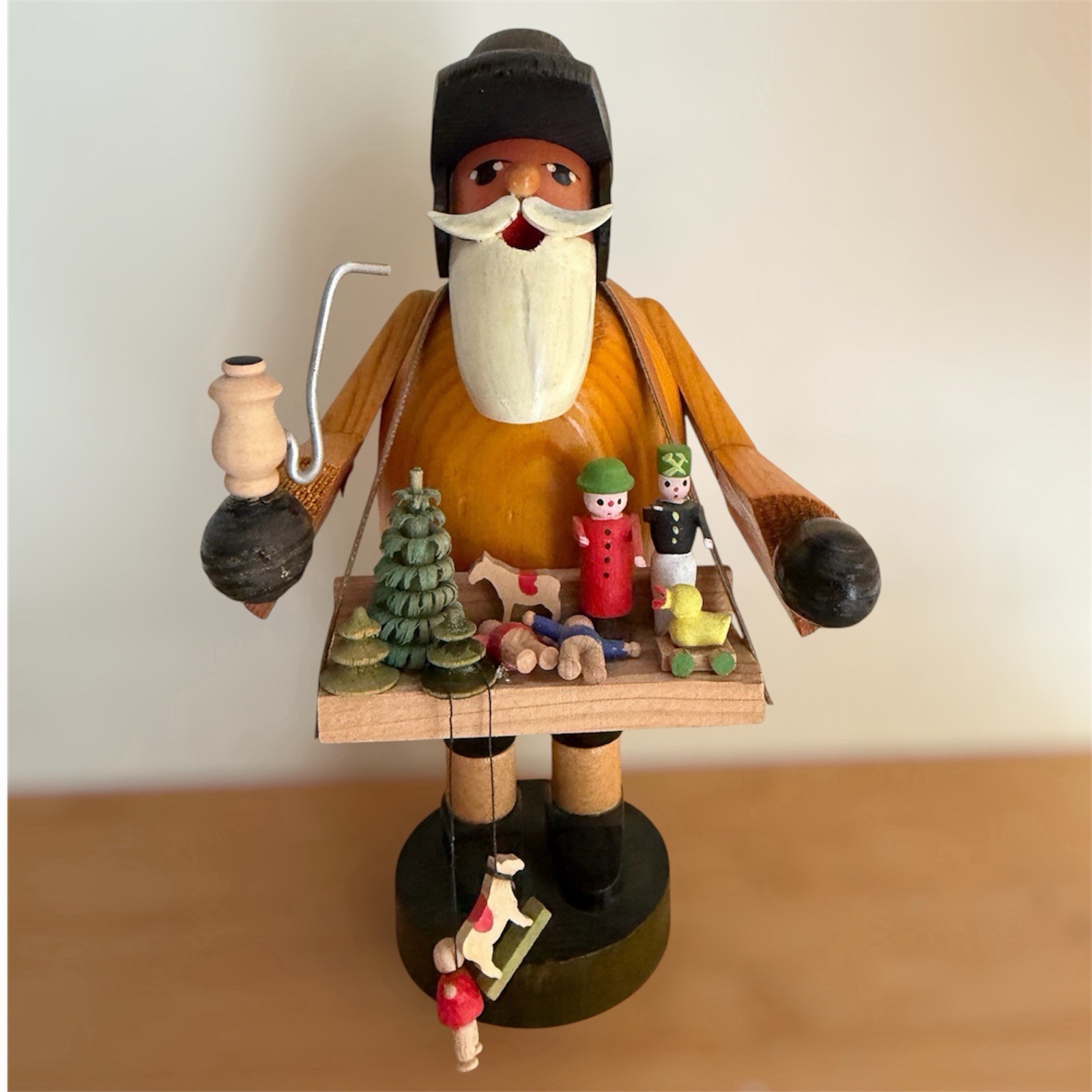 Erzgebirge Toy Vendor German Christmas Incense Smoker Vintage