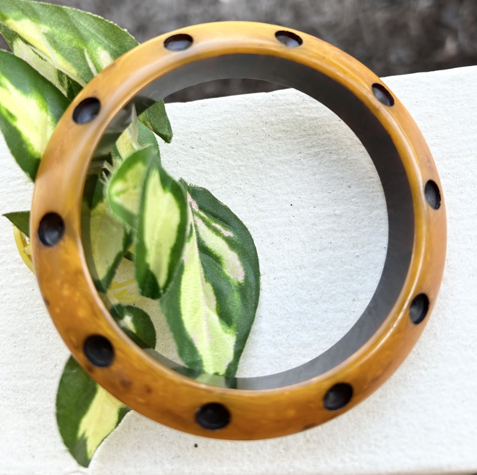 Vintage Over-Dyed Bakelite Marbled Butterscotch Caramel Bangle Bracelet 