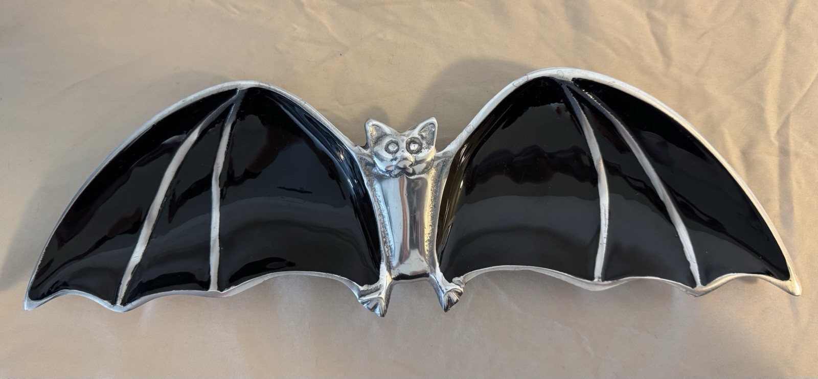 Metal Bat Trinket Candy Dish Goth Halloween Black & Sliver Heavy Made In India Metal Bat Trinket Candy Dish Goth Halloween Black & Sliver Heavy Made In India
