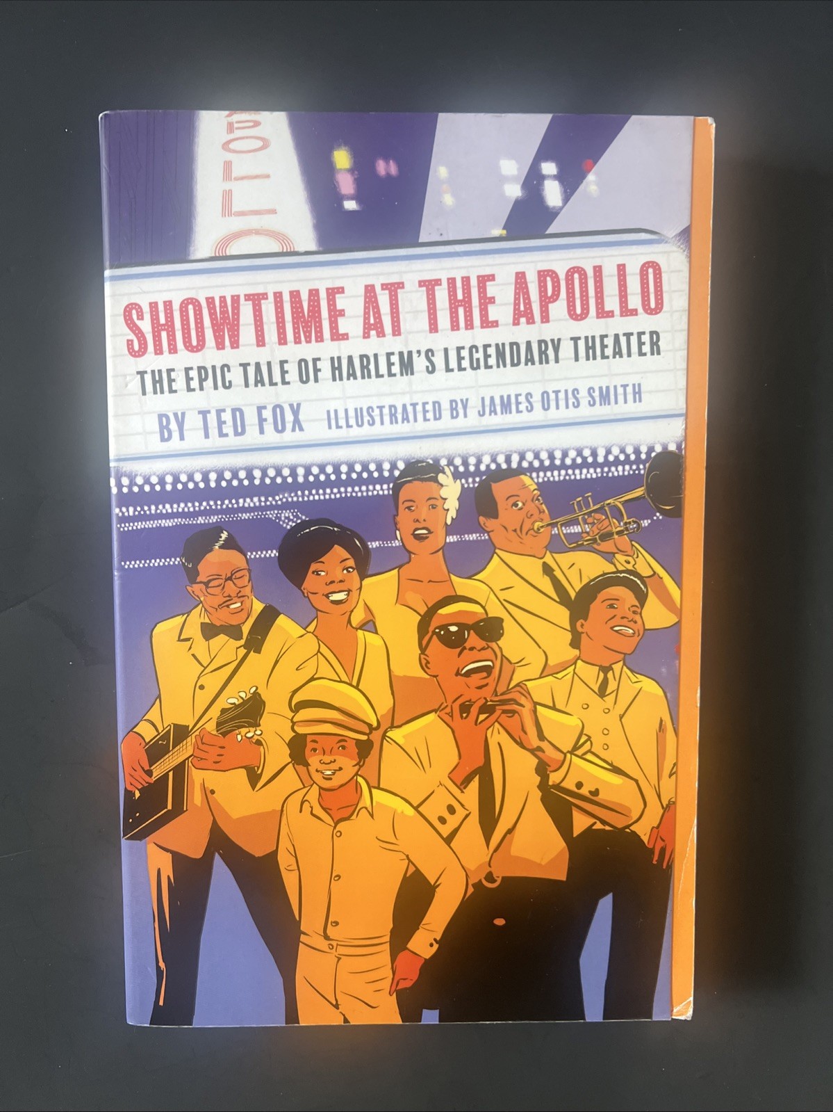Showtime at the Apollo: The Epic Tale of Harlem’s Legendary Theater Comic Novel Showtime at the Apollo: The Epic Tale of Harlem’s Legendary Theater Comic Novel