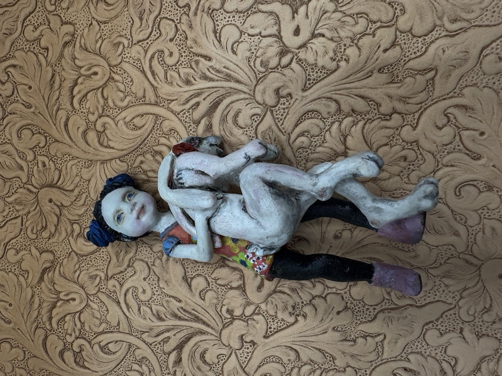 1:12 Girl With Bunny. Ceramic