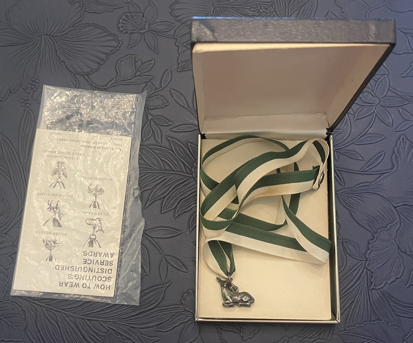 Vintage 1970’s Silver Fawn Award Boy Scout Female Council BSA Insignia Rare 