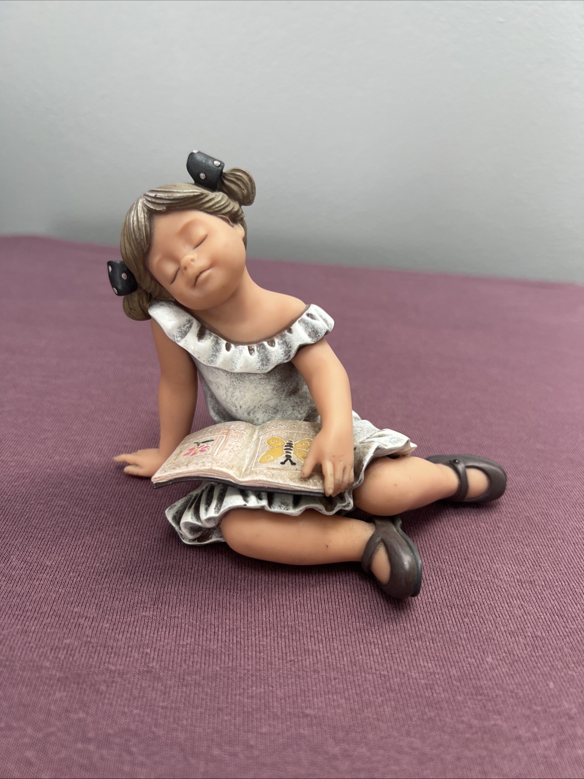 4” Nadal Studio Figurine A nature lesson ART Limited Edition #0229/7000 4” Nadal Studio Figurine A nature lesson ART Limited Edition #0229/7000
