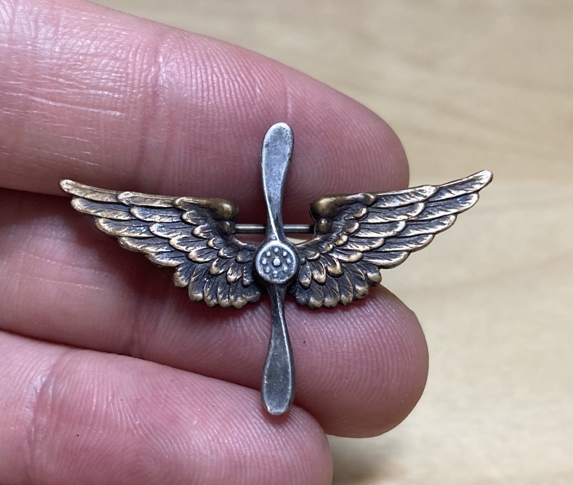 L SHREVE CO WW1 US Army Air Service Officer collar insignia Aviation Wings Pin