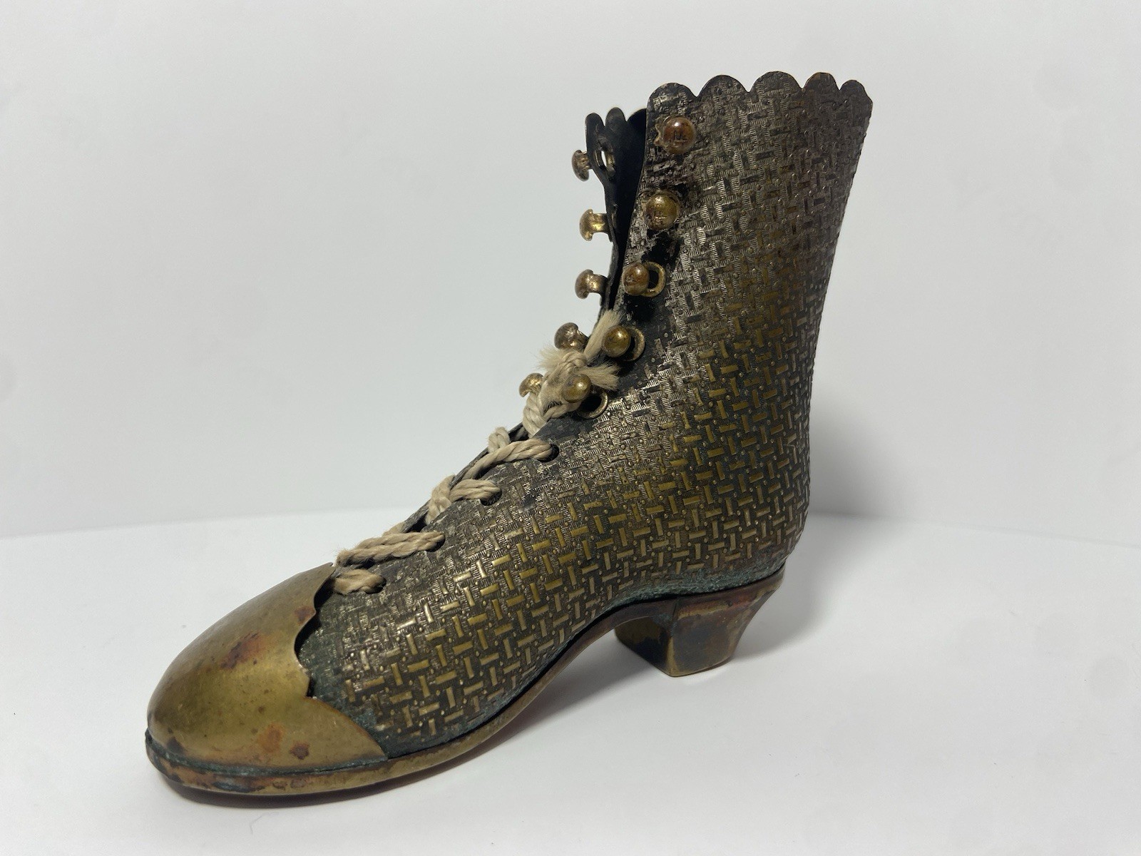 ANTIQUE BRASS ADVERTISING ELDERKIN TAYLOR & CO FINE SHOES