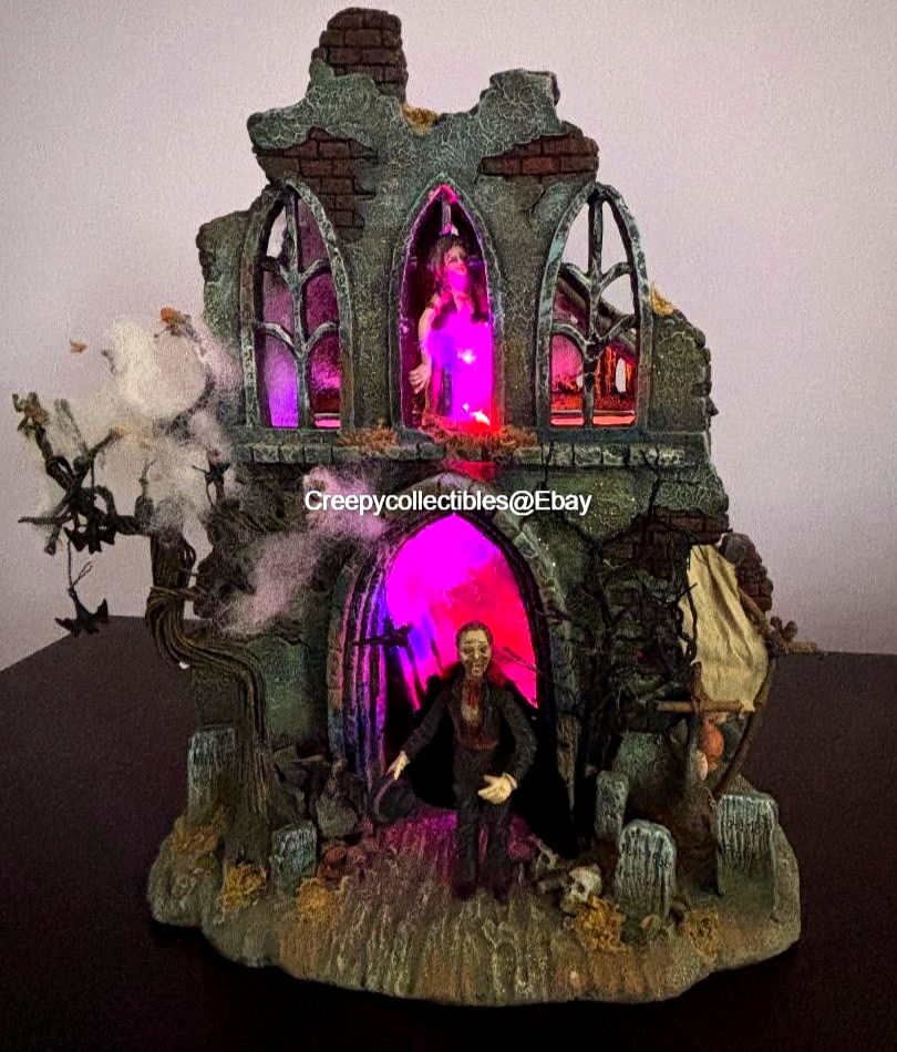 Dept 56 Halloween Lit Haunted Scene Dracula SKU# 34690 Good Condition-Rare Dept 56 Halloween Lit Haunted Scene Dracula SKU# 34690 Good Condition-Rare