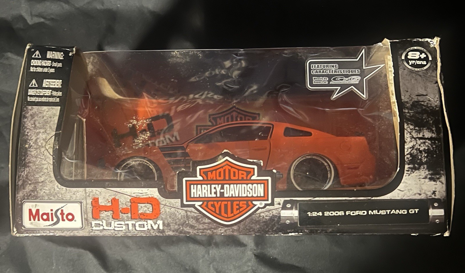 Maisto 1:24 Scale Harley-Davidson Custom 2006 Ford Mustang GT die cast in orange Maisto 1:24 Scale Harley-Davidson Custom 2006 Ford Mustang GT die cast in orange