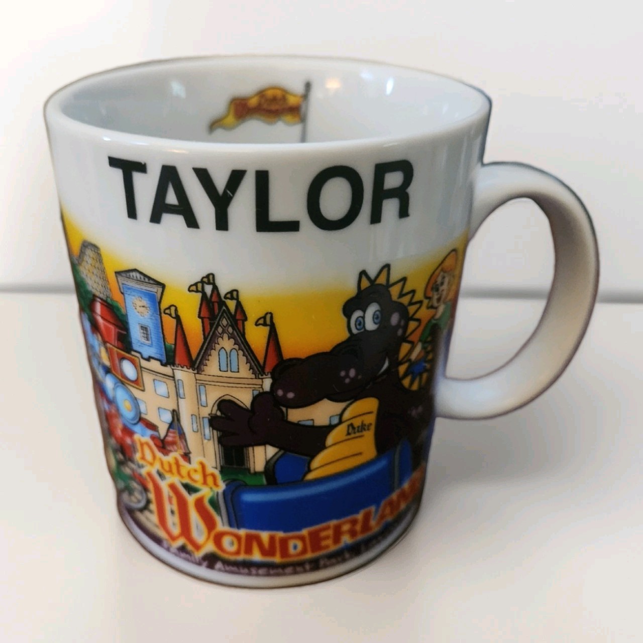 Vintage Dutch Wonderland Lancaster, PA 10oz. Coffee Mug Amusement Park (Taylor)