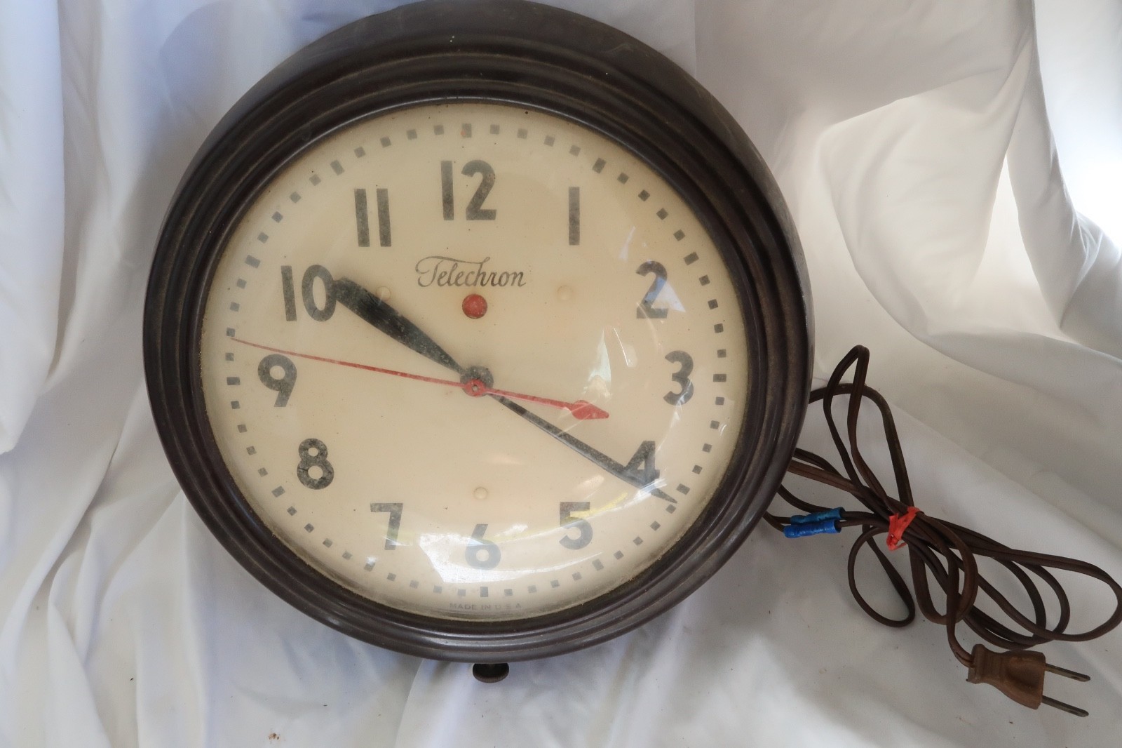 Telechron Model 1H1308 Vintage Electric Wall Clock 8\ Telechron Model 1H1308 Vintage Electric Wall Clock 8\