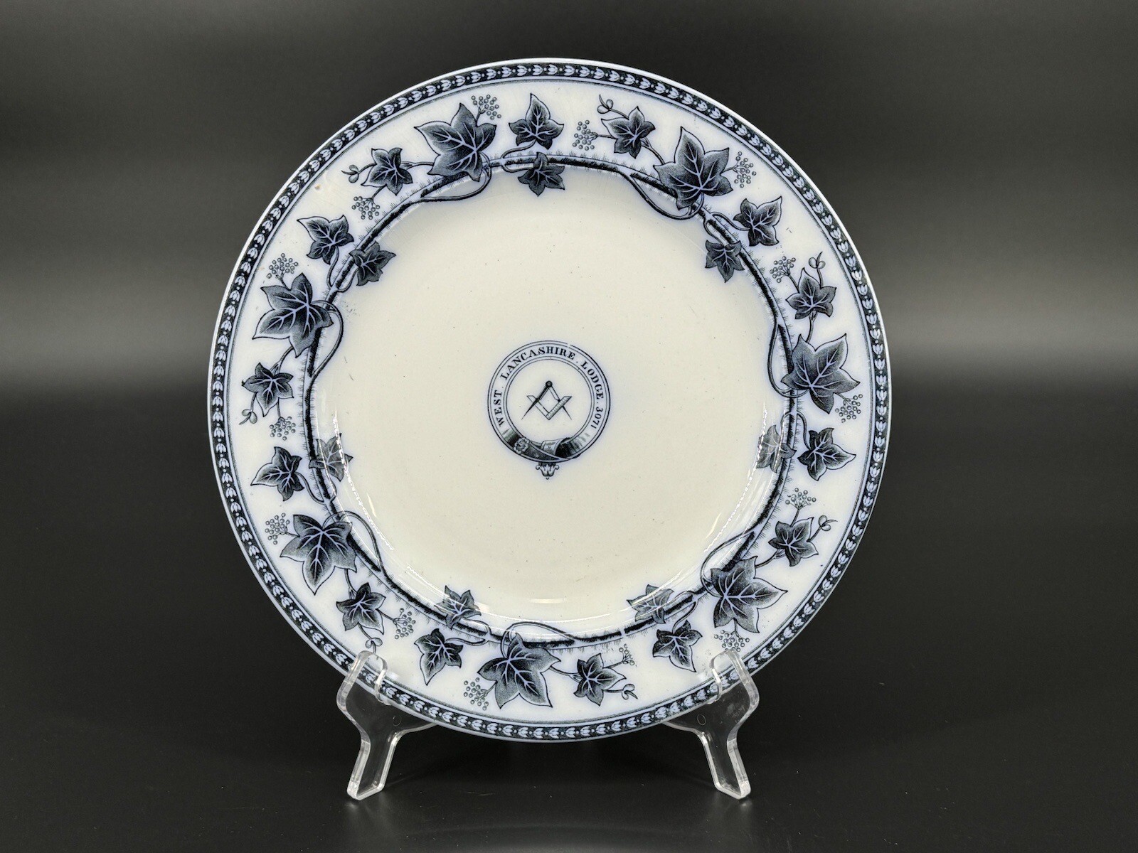 Antique Wedgwood & Co Masonic West Lancashire Lodge 3071 Flow Blue Ivy Plate Antique Wedgwood & Co Masonic West Lancashire Lodge 3071 Flow Blue Ivy Plate