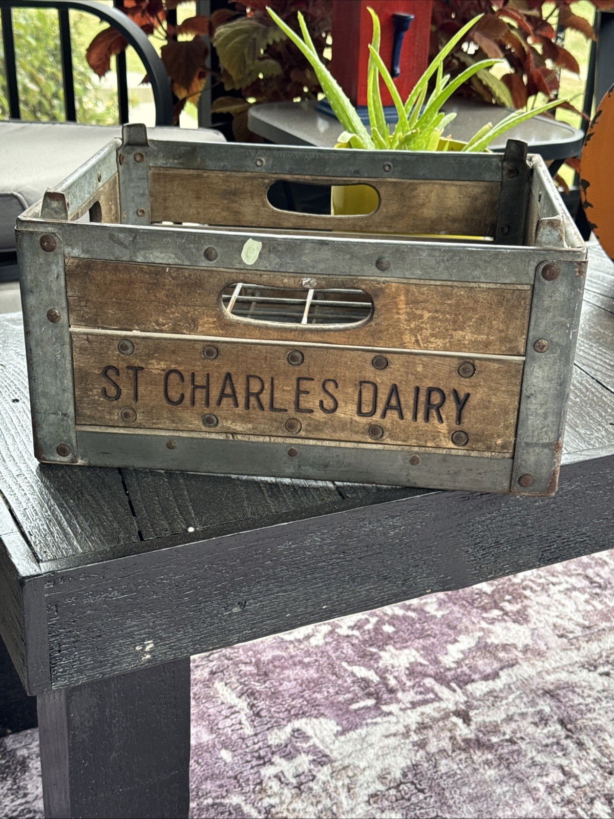 VINTAGE 1954 ST CHARLES MO DAIRY MILK CRATE WOOD METAL WIRE BOTTLE SLOTS 7” Tall VINTAGE 1954 ST CHARLES MO DAIRY MILK CRATE WOOD METAL WIRE BOTTLE SLOTS 7” Tall