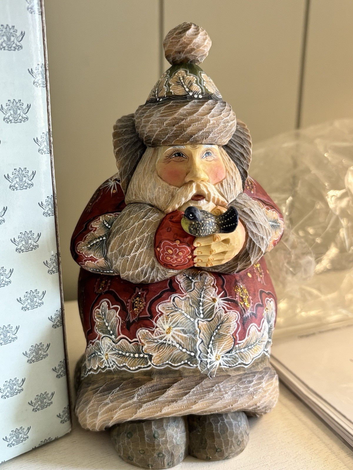 G. DeBrekht Carved Santa Figurine 2003 \ G. DeBrekht Carved Santa Figurine 2003 \