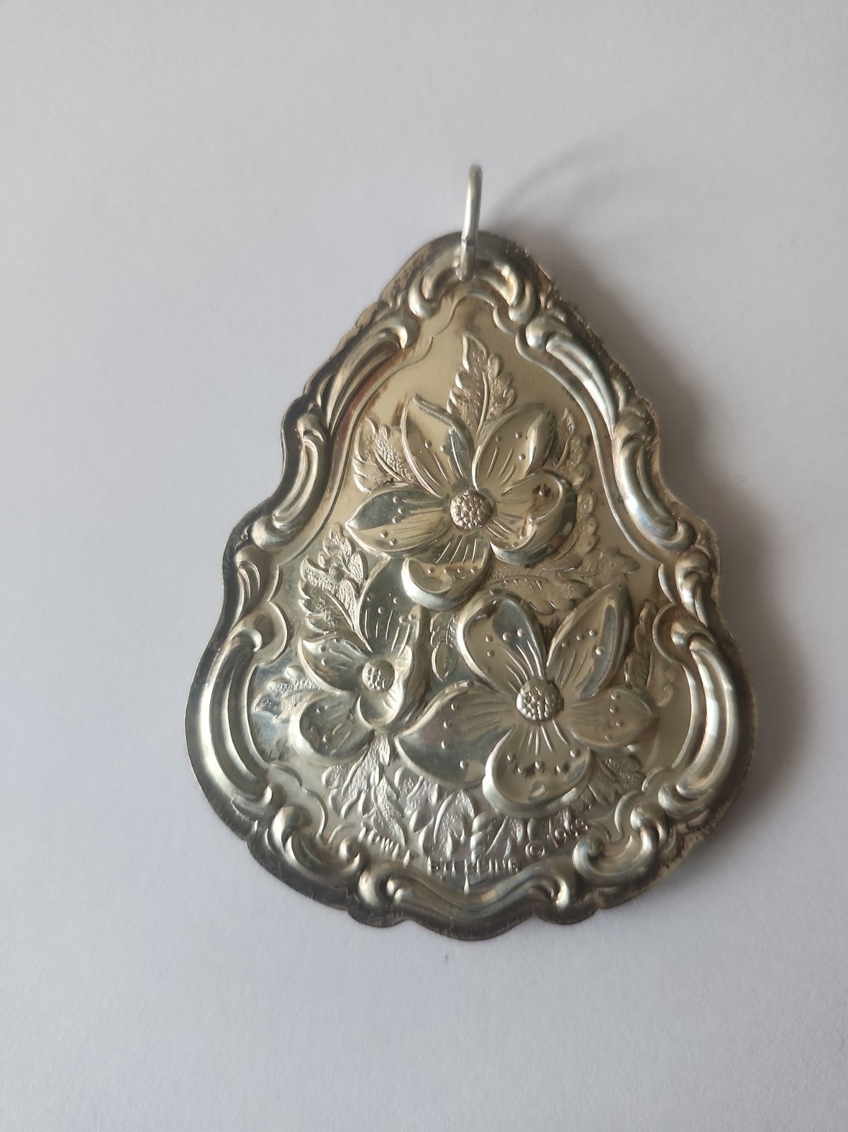 Vintage Towle Sterling Silver .925 Christmas Ornament 1983