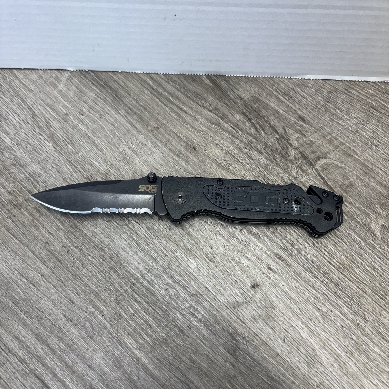 SOG Escape Tactical Folding Knife – 3.4\