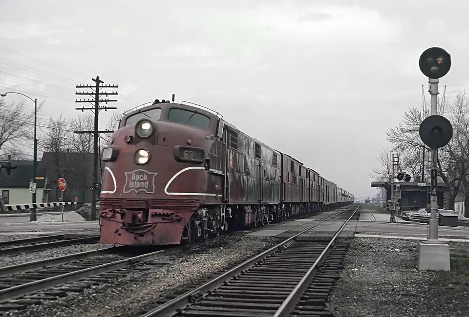 CRI&P EMD E6 631 8 x 10 Photo leading the Golden State at Washington Heights, IL CRI&P EMD E6 631 8 x 10 Photo leading the Golden State at Washington Heights, IL