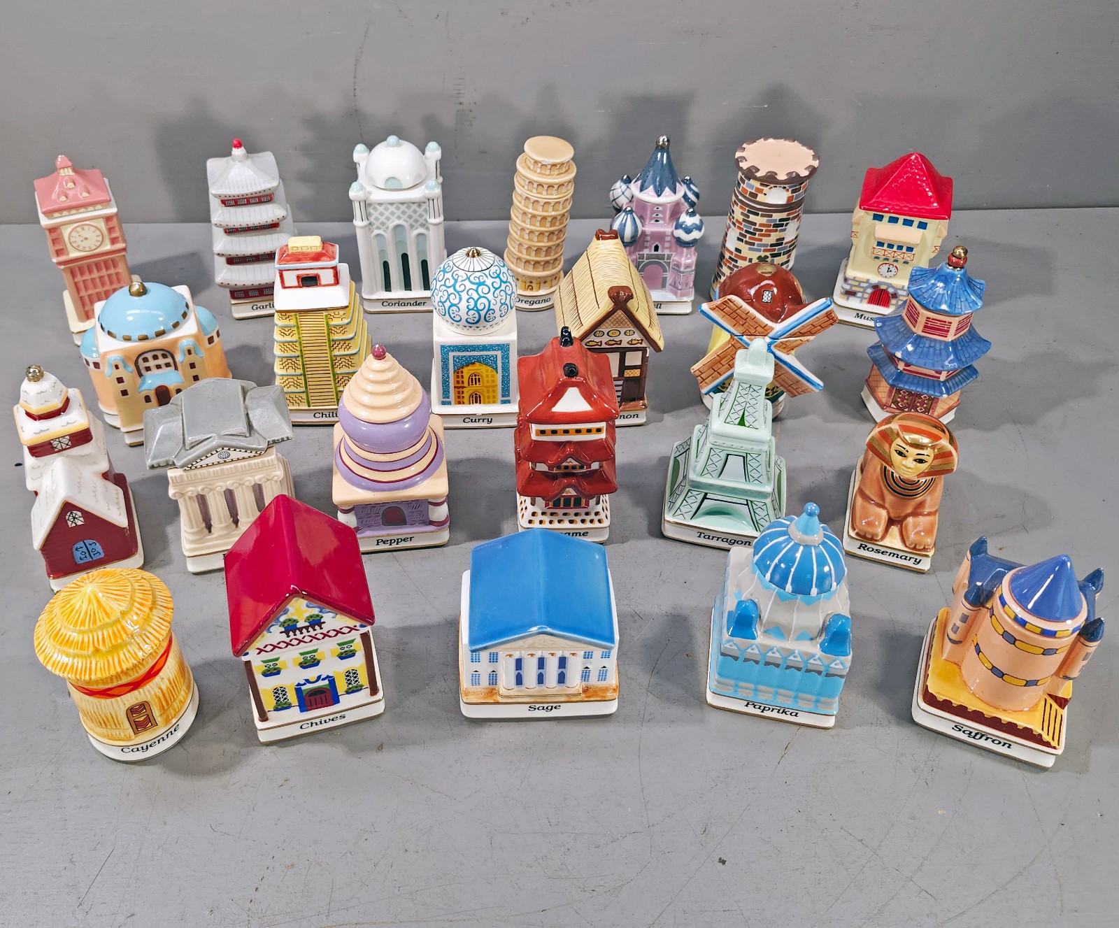 The Danbury Mint Spices of The World Collection 24 Piece Complete Set MBI The Danbury Mint Spices of The World Collection 24 Piece Complete Set MBI