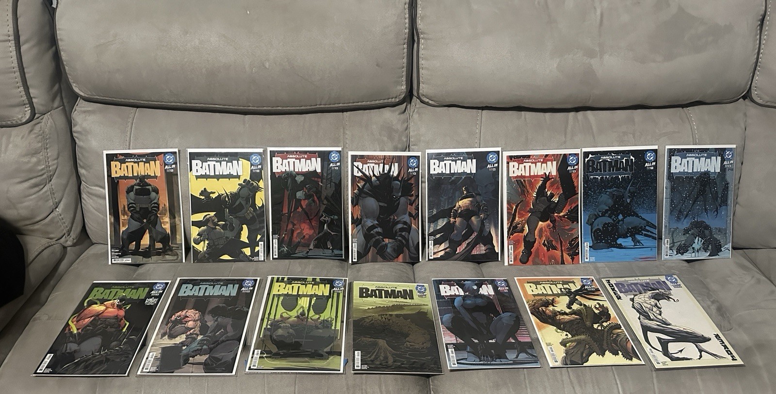 Absolute Batman Comic Book Lot - ALL 1st PRINTING 1-15 Absolute Batman Comic Book Lot - ALL 1st PRINTING 1-15