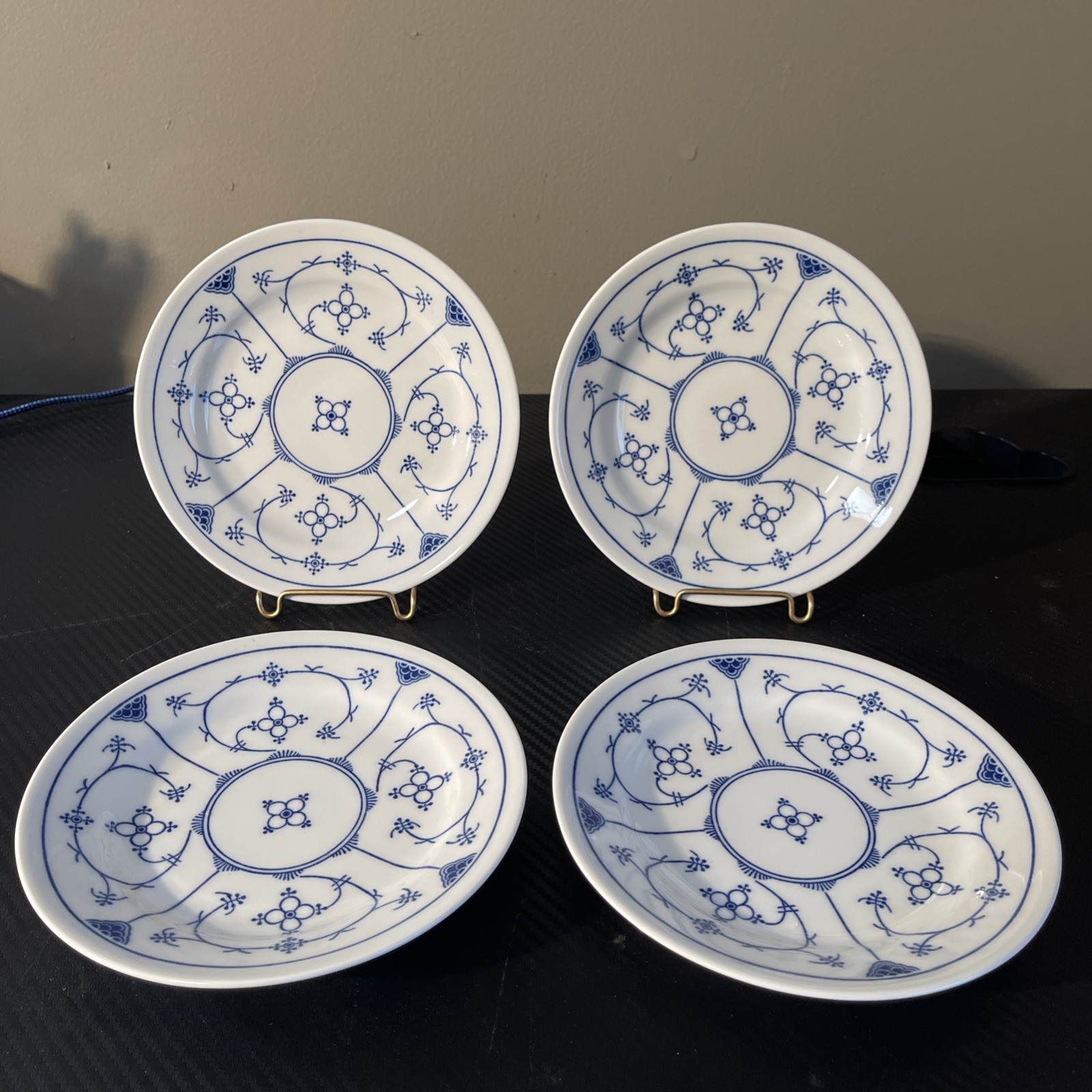 Vintage Jager Eisenberg Blau Saks Dessert / Appetizer Plates Germany (4) Vintage Jager Eisenberg Blau Saks Dessert / Appetizer Plates Germany (4)
