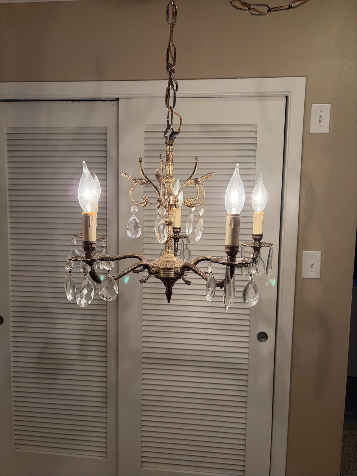 Vintage Brass Metal & Crystal Hanging 5 Light Arm Chandelier Ceiling Light