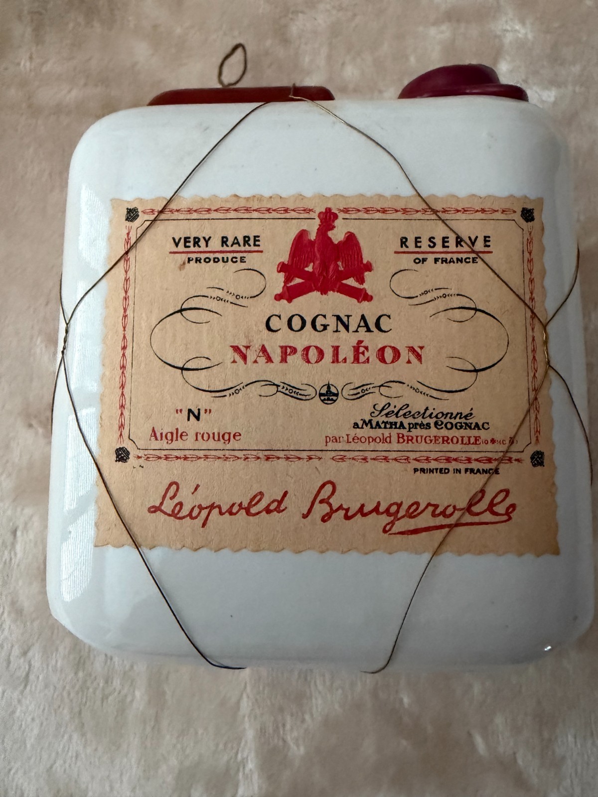 Leopold Brugerolle Cognac Napoléon “Very Rare Reserve / Aigle Rouge” white porce Leopold Brugerolle Cognac Napoléon “Very Rare Reserve / Aigle Rouge” white porce