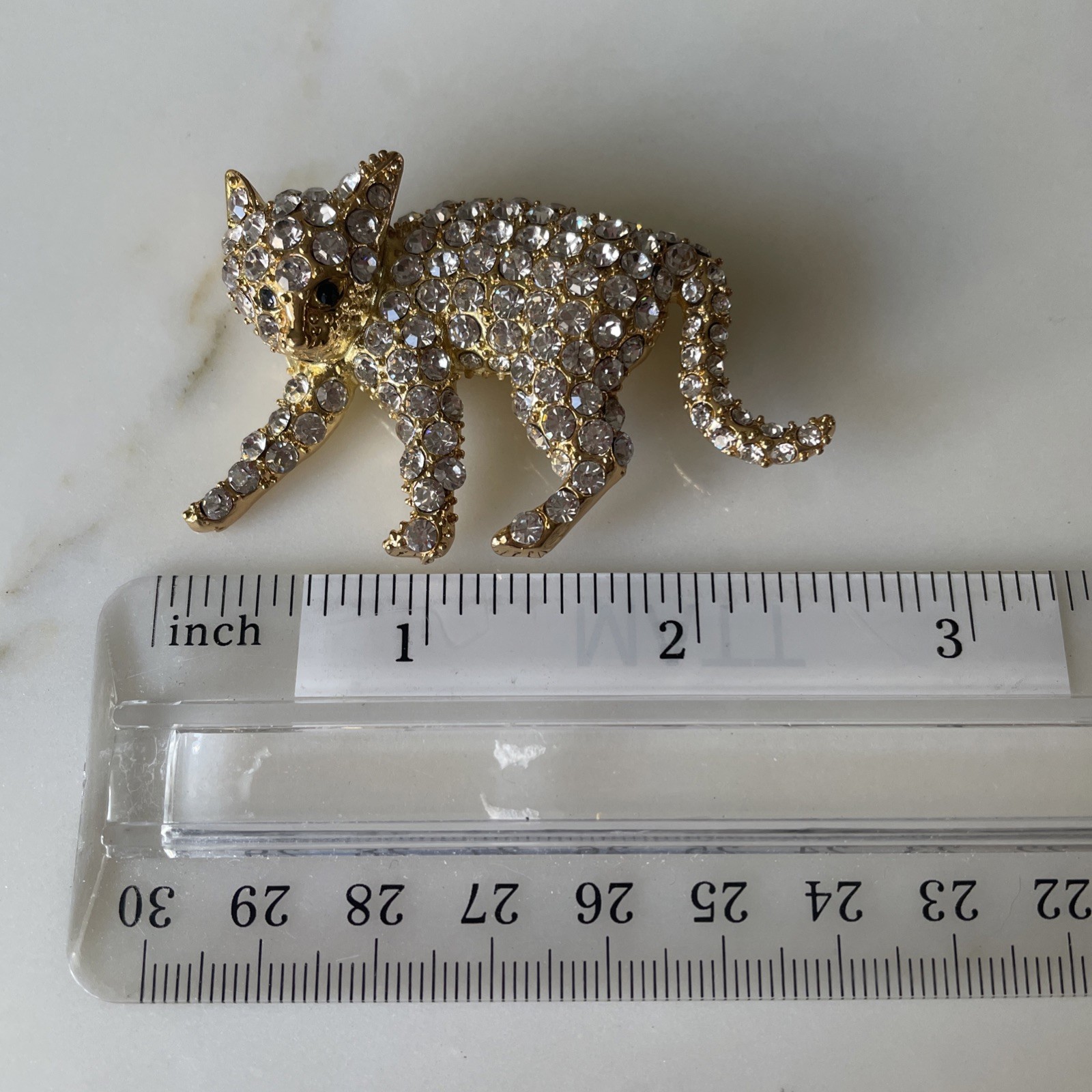 Pin Brooch Rhinestone Kitty  Cat Gold Tone